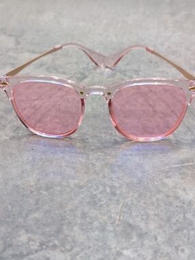 Source Unknown Pink Transparent Frame Sunglasses